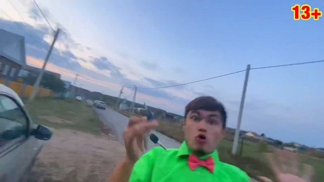 Mr. Joe Found Car Keys Renault Logan in Gas Tank & Arranged Funny Race 13+ смотреть онлайн