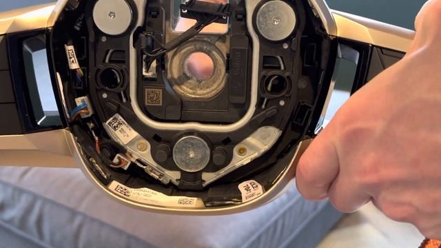 BMW I7/iX/X1 Airbag Removal