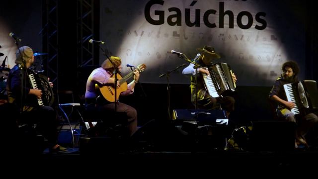 Com Luiz Carlos Borges, Guilherme Goulart e Yuri Menezes смотреть онлайн