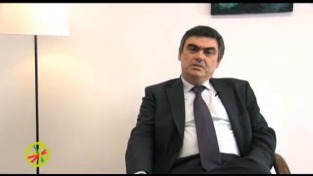 António Cruz Serra apoia Manuel Alegre смотреть онлайн