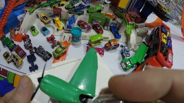 Машинки Пита 91. Игры Хот Вилс про самолет масштабе 1:43. Модели СССР. toys toy cars смотреть онлайн