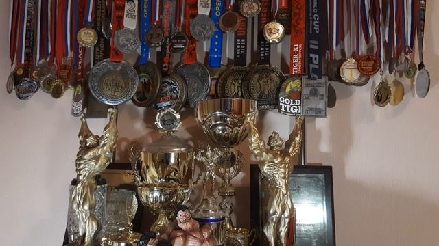 ГЛАВНЫЕ МУЖСКИЕ АСКЕЗЫ смотреть онлайн