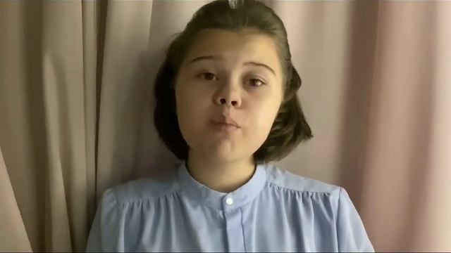Еренкова Полина. Сергей Есенин "Отговорила роща золотая" смотреть онлайн