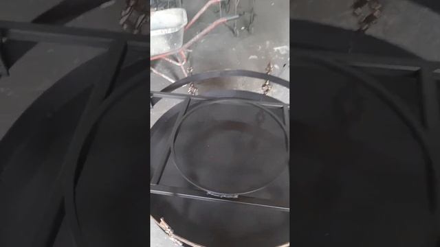 костравая чаша для приготовления блюд на природе с функцией под казан и гриль. pechi-kovka.ru смотреть онлайн