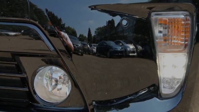 Toyota Prius 1.8 Business смотреть онлайн