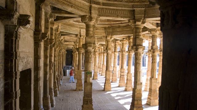 Islam and Jainism | Wikipedia audio article смотреть онлайн