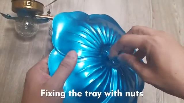 Birdream Solar Bird Feeder For Outside Hanging Wild Birdfeeders Seed Tray Outdoor Solar Powe Review