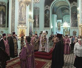 Слава Богу за все душевная песня о покаянии за грехи наши.