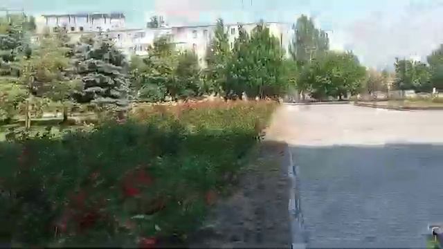Прогулка по бульвару Пушкина в Донецке смотреть онлайн