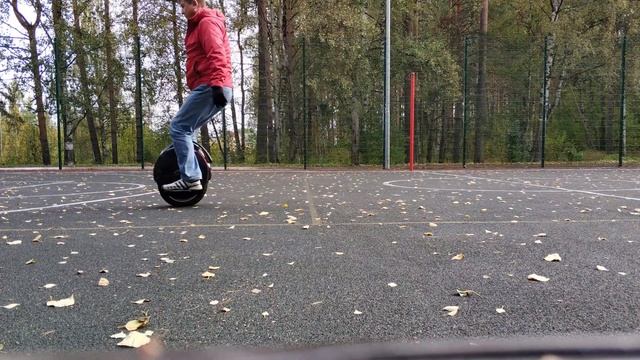EUC, trying to drive backward | Учусь ездить задом смотреть онлайн