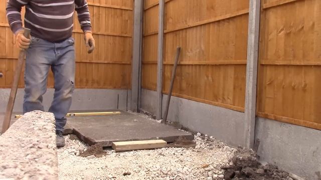 How to lay 3 x 2 slabs for a shed/patio base смотреть онлайн
