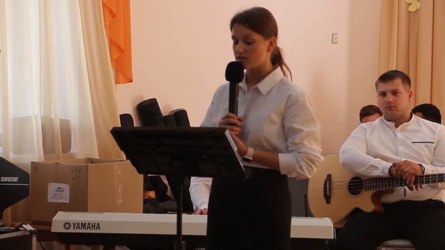 Христианский рассказ "Разбитое окно" || Ангелина Фомина смотреть онлайн