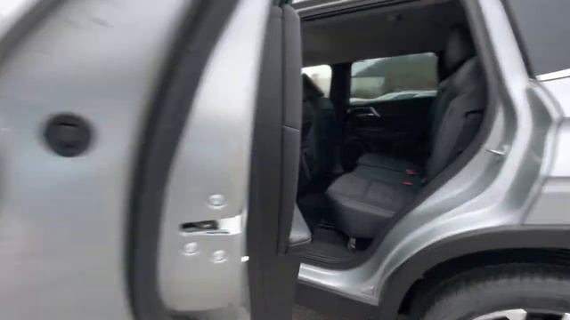 2023 MITSUBISHI OUTLANDER SE SILVER смотреть онлайн