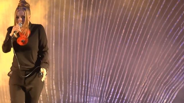 Анастасия Петрик, Виктория Петрик, Rolling In The Deep