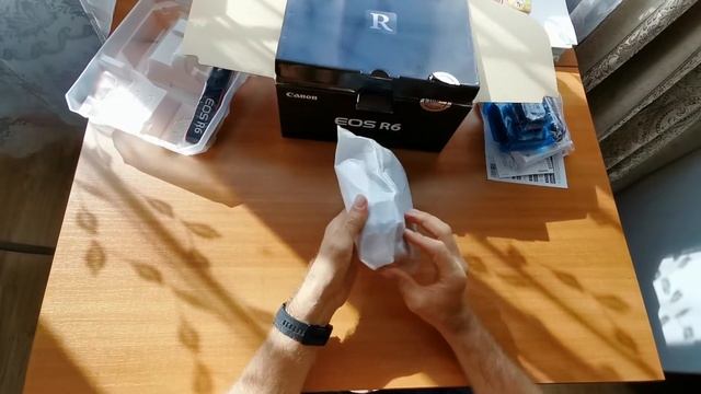 Распаковка Canon EOS R6 / Canon EOS R6 unpack смотреть онлайн