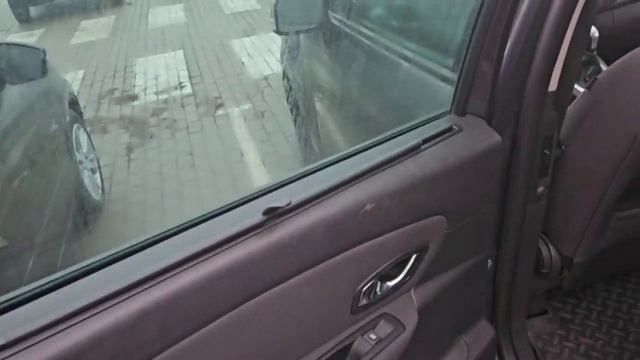 Renault Scenic '2011 смотреть онлайн