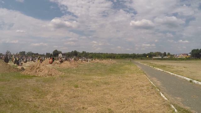 S01E17 Cemeteries walks - Белое, Киев Белгородка, июнь 2021 смотреть онлайн