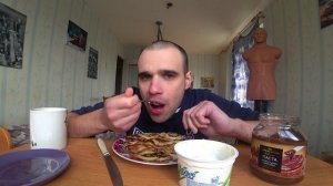 МУКБАНГ/АСМР БЛИНЫ-ОЛАДЬИ/СМЕТАНА/ПАСТА ОРЕХОВО-ШОКОЛАДНАЯ/ВАРЕНЬЕ/КОФЕ/EATING/ASMR/Mukbang #257