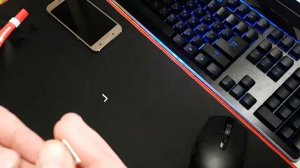 Как вытащить отломившийся кусок от лотка для сим-карты из телефона.