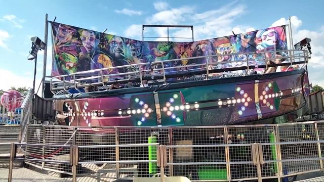 Tagada. Michelle Jenkins. Anderton and Rowland's funfair смотреть онлайн