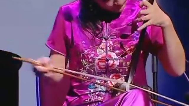 Erhu - Chinese musical instrument смотреть онлайн
