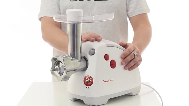 מכונת בשר מולינקס קוצץ ירקות חשמלי Moulinex ME625 смотреть онлайн