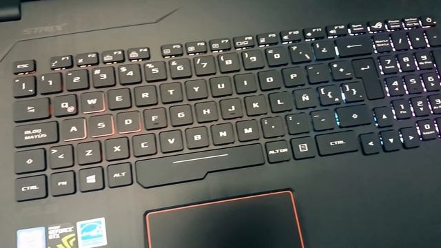 ¿LA NOTEBOOK GAMER PERFECTA?: Asus ROG Strix GL753 | Reseña y analisis смотреть онлайн