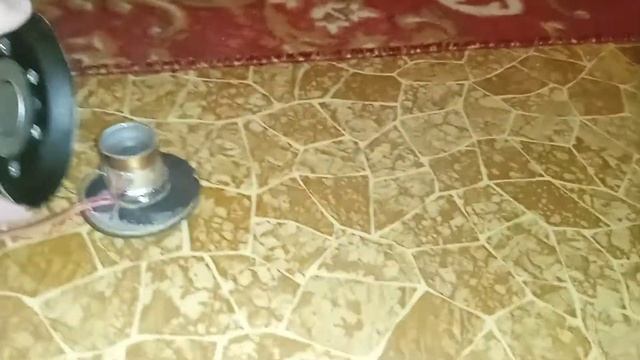 Вибродинамик против шумных соседей. Борюсь с ними музыкой. смотреть онлайн