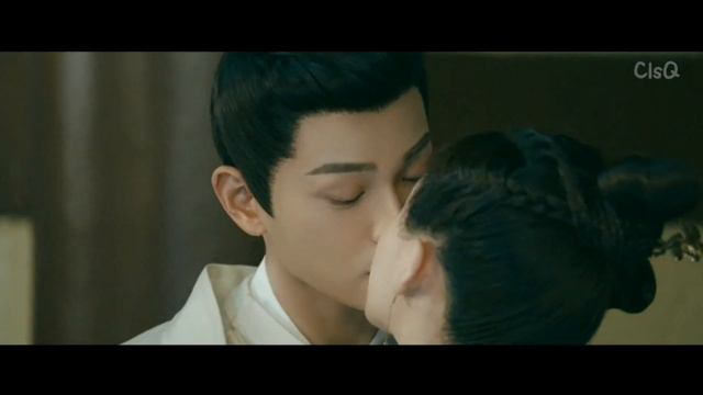 Queena Cui (崔子格), Duo Liang (多亮) - Accompany (结伴) | The Romance of Tiger and Rose OST MV смотреть онлайн
