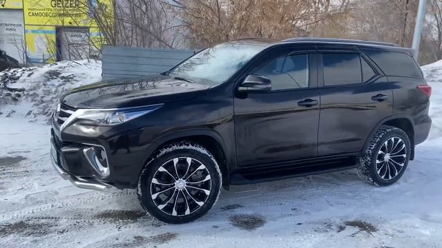 Продаю отличный Рамный внедорожник 1 хозяин Дилер смотреть онлайн
