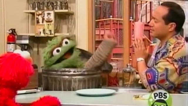 Sesame Street - Oscar finds a Grouchy Place смотреть онлайн