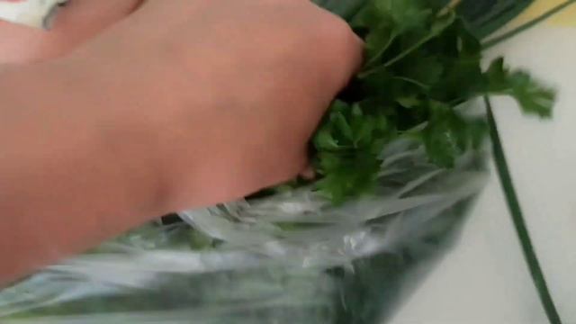 Хотела купить хурму ? #эллапанкратова #распаковка #евпатория смотреть онлайн