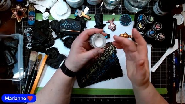 Experimenting with Stamperia Beeswax & Stardust Metallic Pigments смотреть онлайн