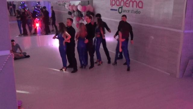 Zouk show group from Ipanema Dance studio || Christmas zouk holidays 5-7/01/2017 смотреть онлайн