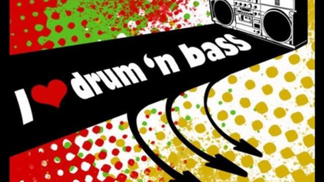 AT#24: Blame - Alright ( Bring Me Down Again ) feat. Alex Mills смотреть онлайн