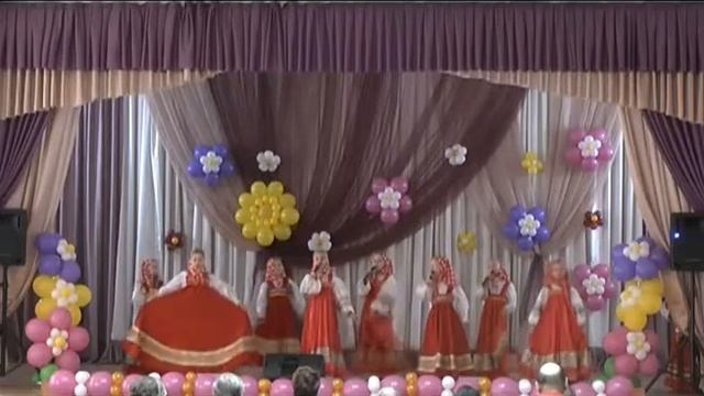Ансамбль песни и танца"Славница" - "Русские матрёшечки" смотреть онлайн
