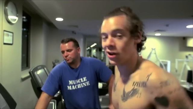 One Direction Gym / Workout Video - 1D DAY [FULL HD ORIGINAL QUALITY] смотреть онлайн