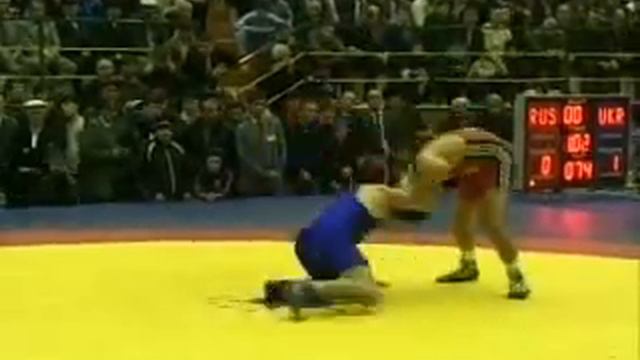 Ibragim Aldatov v. Denis Tsargush 2006 Super Cup смотреть онлайн