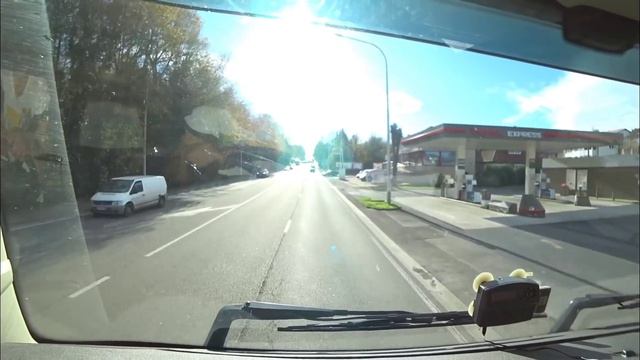 из Амстердама в Ллорет де Мар.По пути ещё зарабатываю бабки!Дальнобой рулит! смотреть онлайн