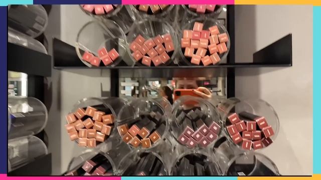 Can We Buy Something from EVERY Mall Store?! смотреть онлайн