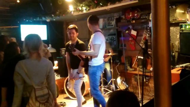 Skykids - Rock'n'Roll Queen (the Subways cover) смотреть онлайн