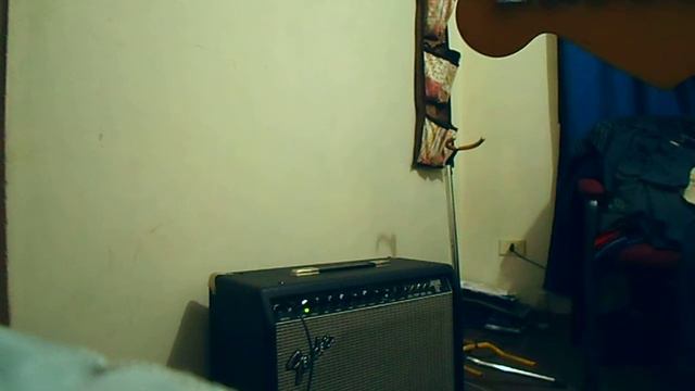 ZOOM G5 DEMO/CLEAN Y DISTORSIÓN/FENDER SQUIER STRATOCASTER FLOYD ROSE. смотреть онлайн