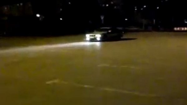 Дрифтик BMW///Style возле Окея