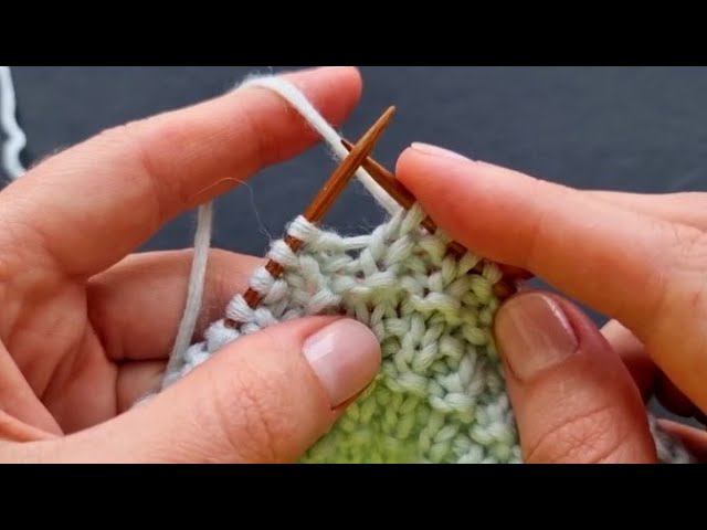 ВЯЖЕМ ПРОСТО! ДВУСТОРОННИЙ УЗОР СПИЦАМИ! смотреть онлайн