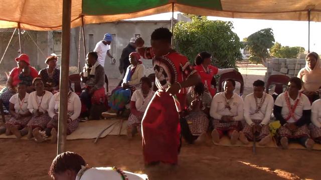 Makgolo motongwase on stage in matlala a thaba. смотреть онлайн