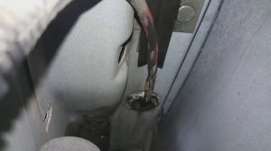 Почему мокрый ремень безопасности приоры