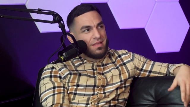 Kira Perez Likes Weird Stuff According To Podcast Pt.2