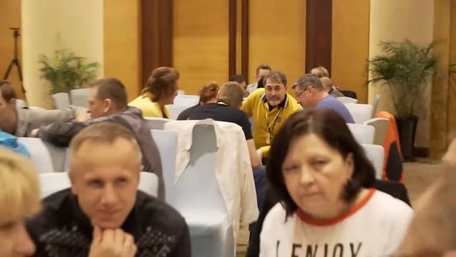 Лидерские каникулы в Китае. Таксфон. Начало смотреть онлайн