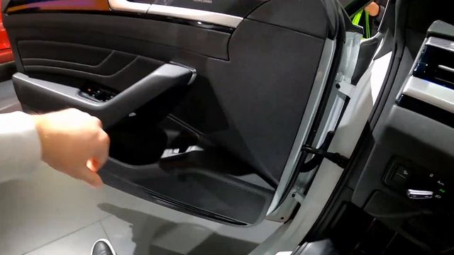 LA Autoshow 2022 смотреть онлайн
