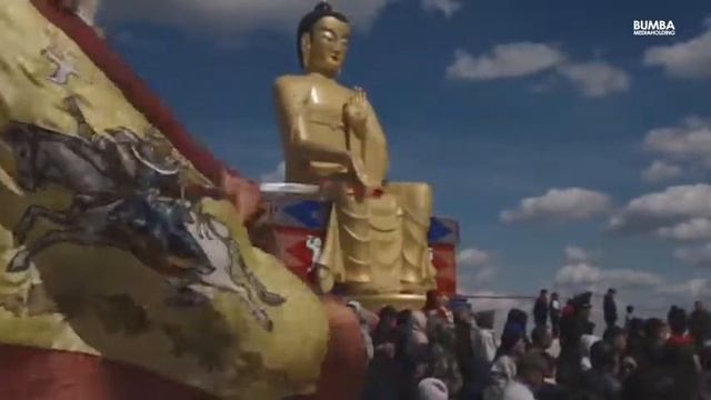 Лагань 22 сентября 2019 Будда Майтреи самой высокой статуи в Европе смотреть онлайн